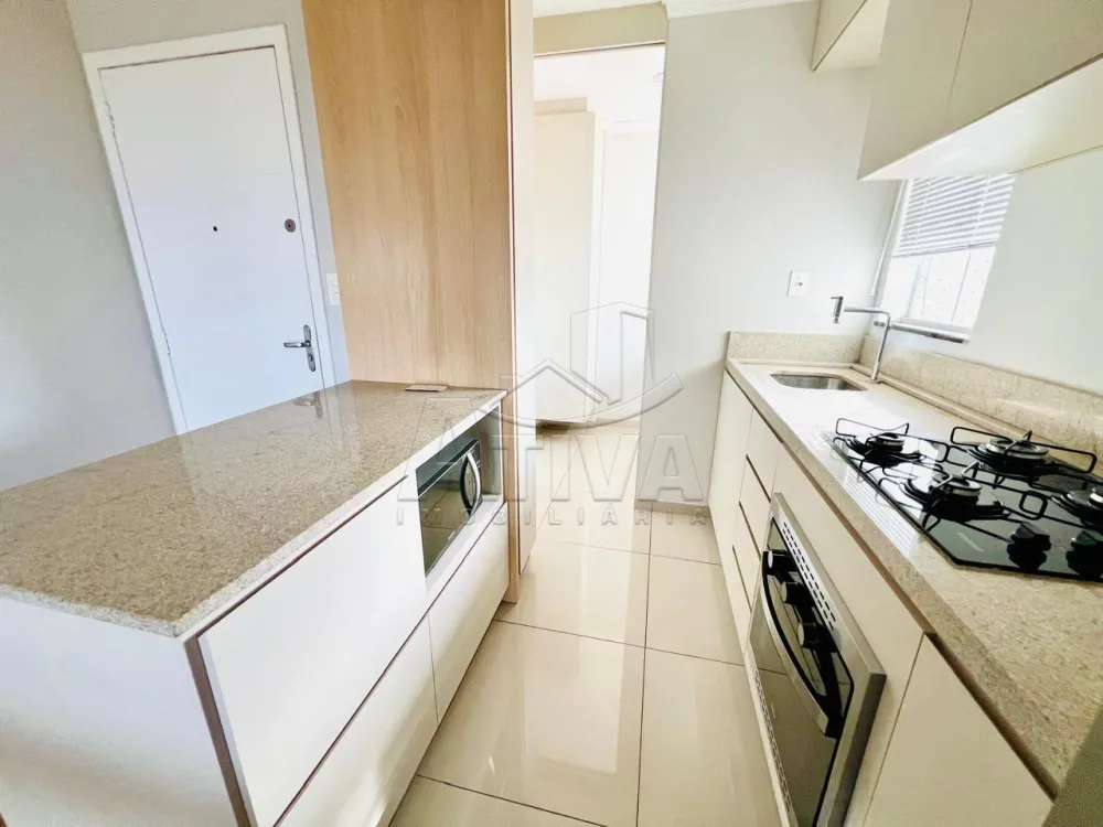 Comprar Apartamento / Padr&atilde;o em Toledo R$ 405.000,00 - Foto 6
