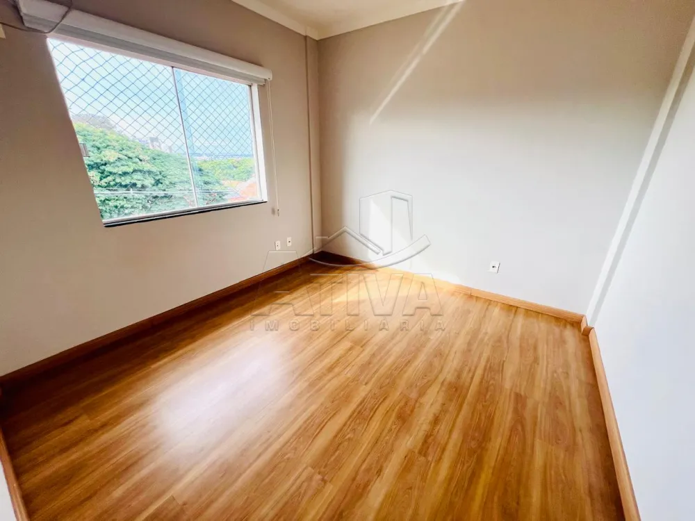 Comprar Apartamento / Padr&atilde;o em Toledo R$ 405.000,00 - Foto 13
