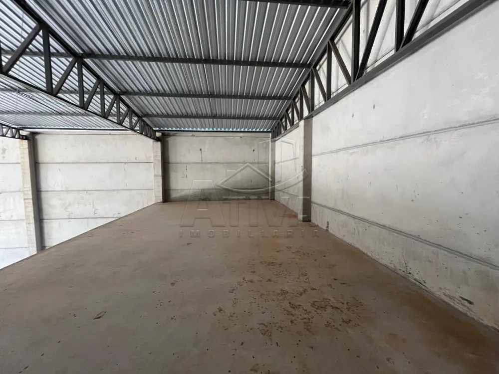 Alugar Comercial / Barrac&atilde;o em Toledo R$ 6.500,00 - Foto 3