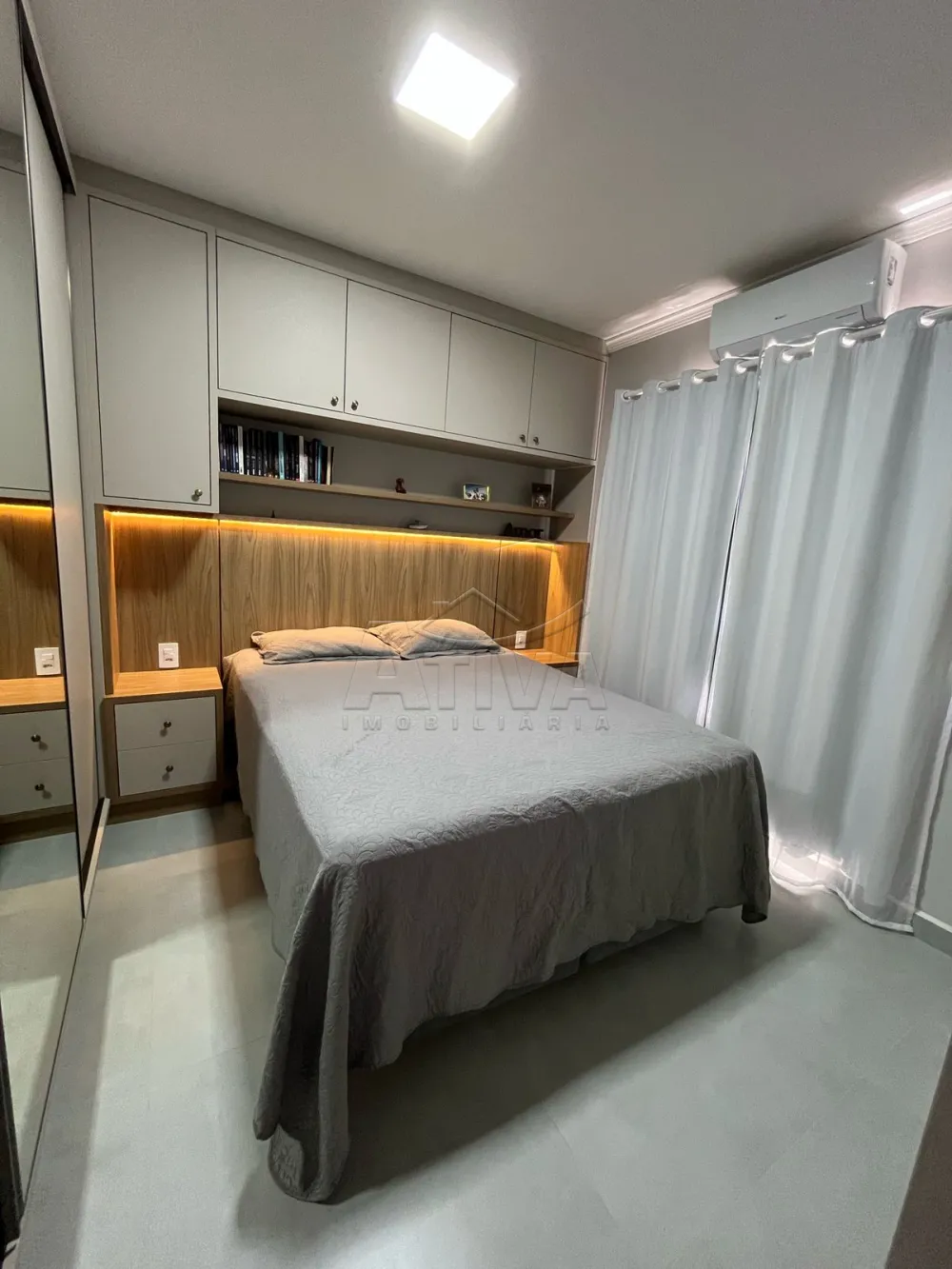 Comprar Apartamento / Padr&atilde;o em Toledo R$ 310.000,00 - Foto 3