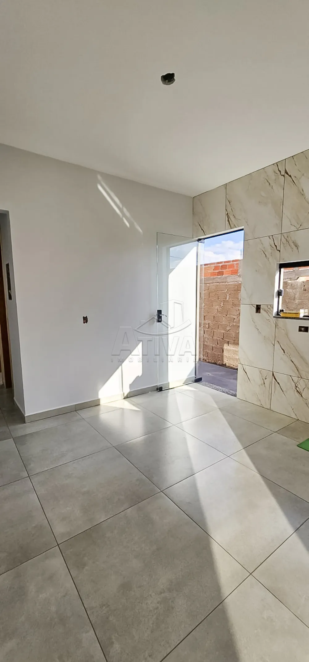 Comprar Casa / Padr&atilde;o em Toledo R$ 290.000,00 - Foto 6