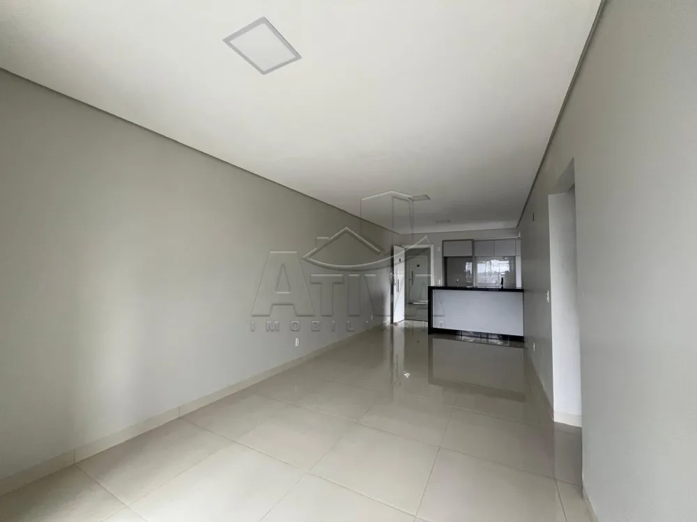 Alugar Apartamento / Padr&atilde;o em Toledo R$ 2.200,00 - Foto 14