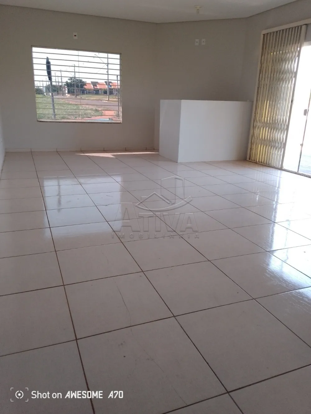 Alugar Comercial / Sala Comercial em Toledo R$ 2.050,00 - Foto 2
