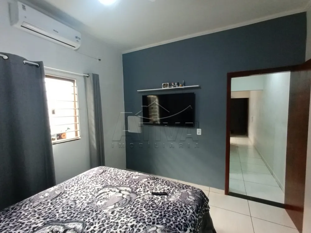 Comprar Casa / Padr&atilde;o em Toledo R$ 360.000,00 - Foto 3