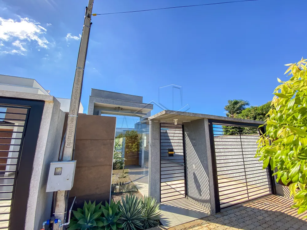 Comprar Casa / Padr&atilde;o em Toledo R$ 400.000,00 - Foto 1