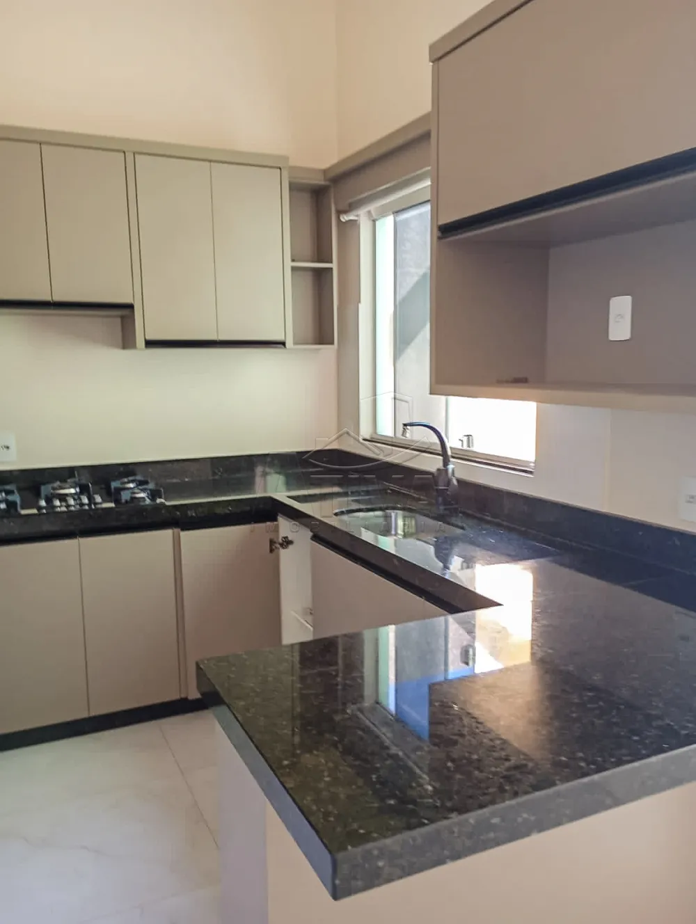 Comprar Casa / Padr&atilde;o em Toledo R$ 400.000,00 - Foto 3