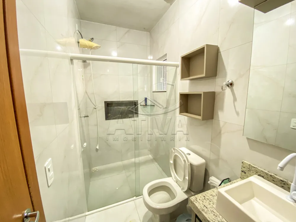 Comprar Casa / Padr&atilde;o em Toledo R$ 400.000,00 - Foto 5