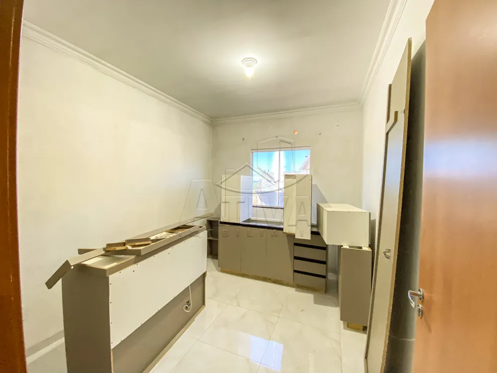 Comprar Casa / Padr&atilde;o em Toledo R$ 400.000,00 - Foto 6