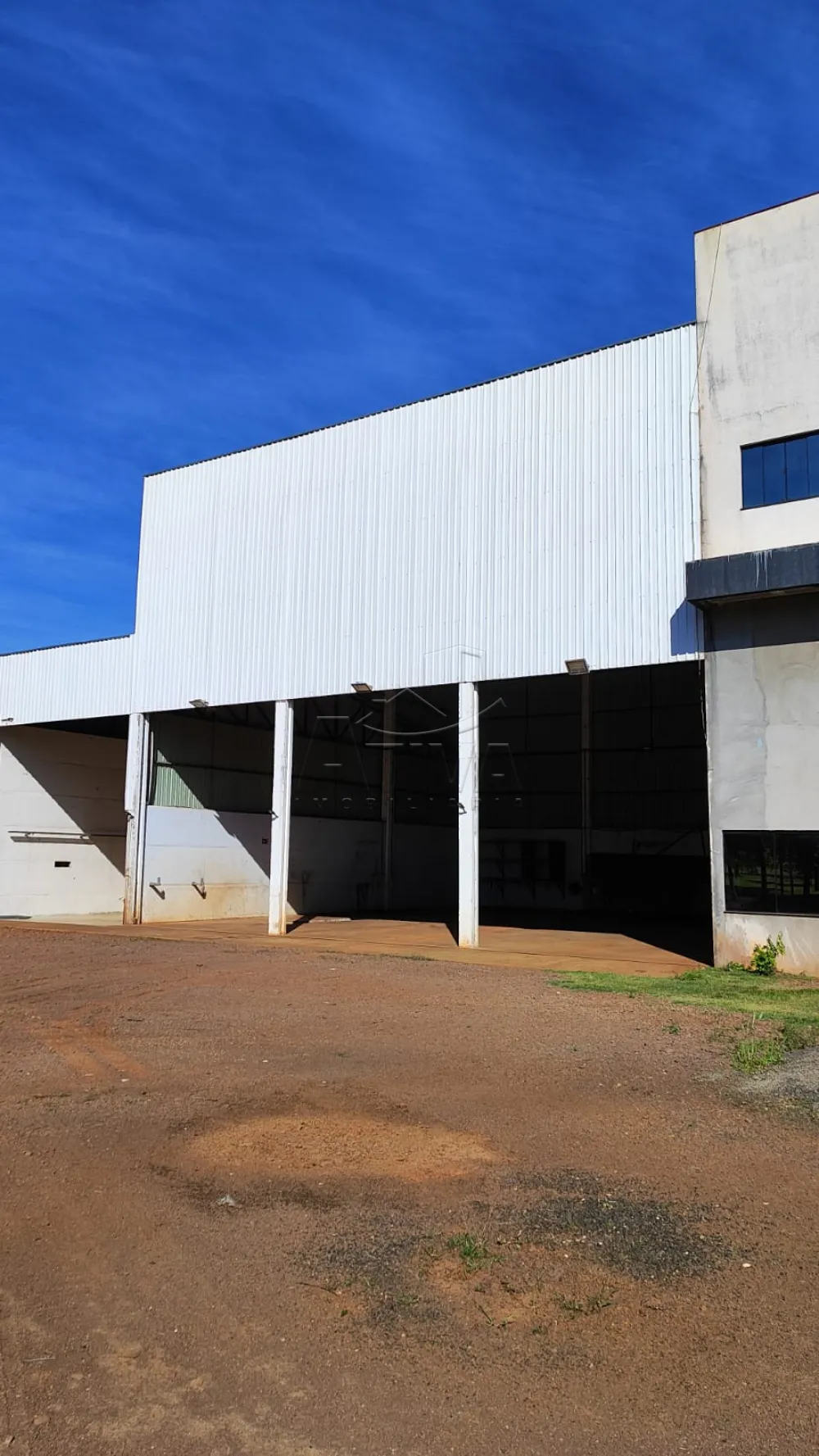 Alugar Comercial / Barrac&atilde;o em Toledo R$ 8.000,00 - Foto 2