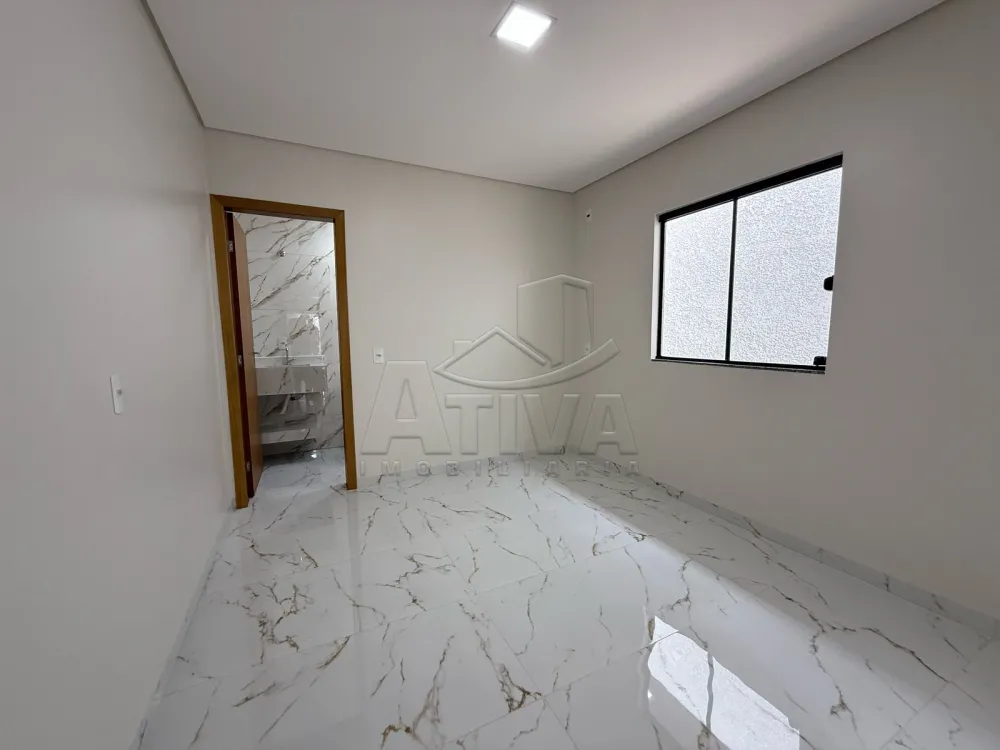 Comprar Casa / Padr&atilde;o em Toledo R$ 385.000,00 - Foto 13