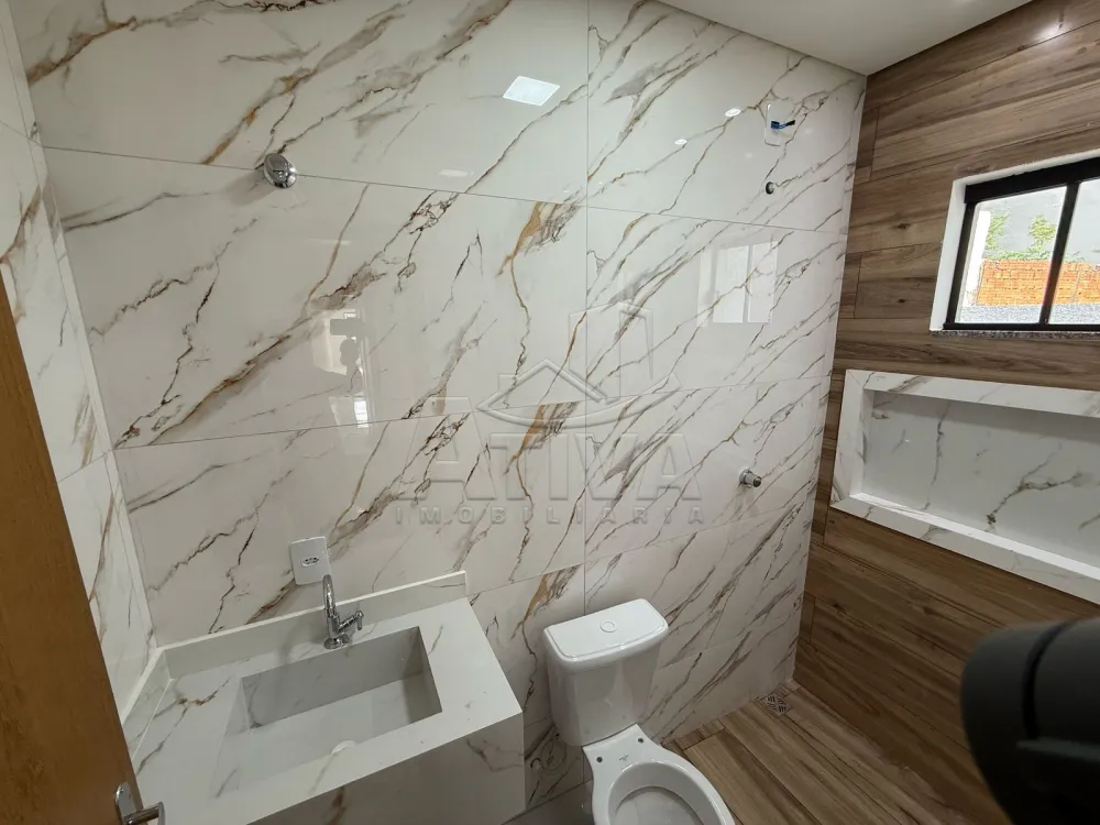 Comprar Casa / Padr&atilde;o em Toledo R$ 385.000,00 - Foto 12