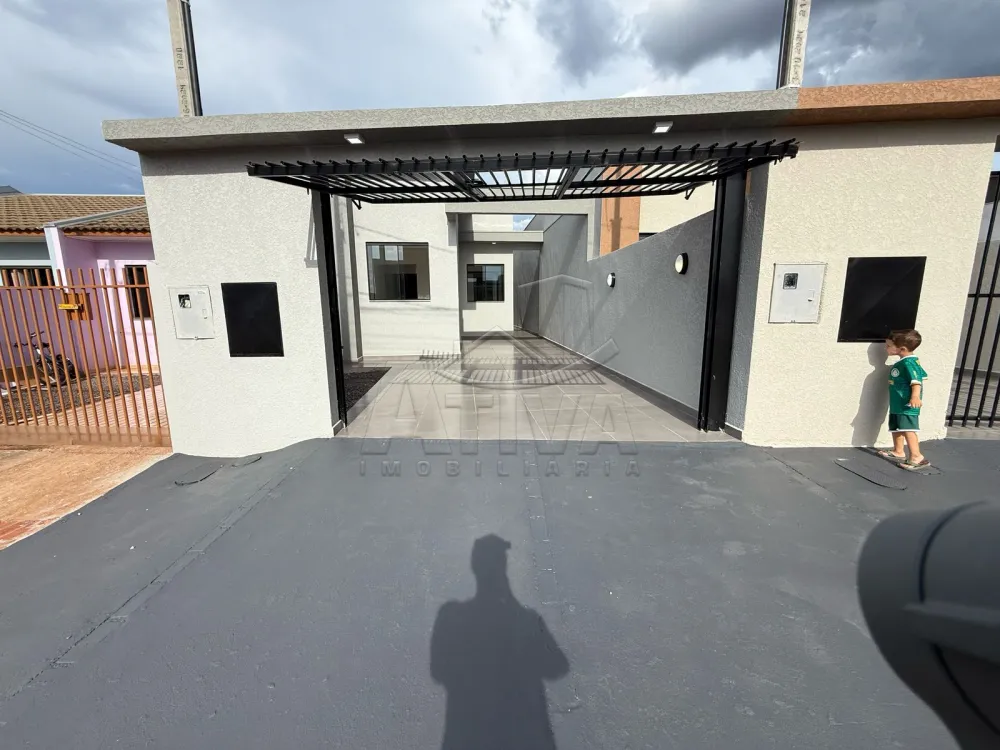 Comprar Casa / Padr&atilde;o em Toledo R$ 385.000,00 - Foto 2