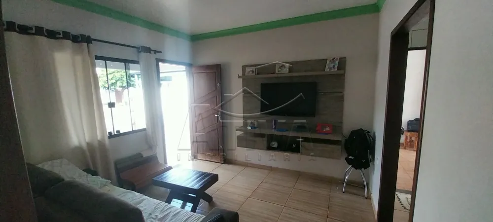 Comprar Casa / Padr&atilde;o em Toledo R$ 700.000,00 - Foto 3