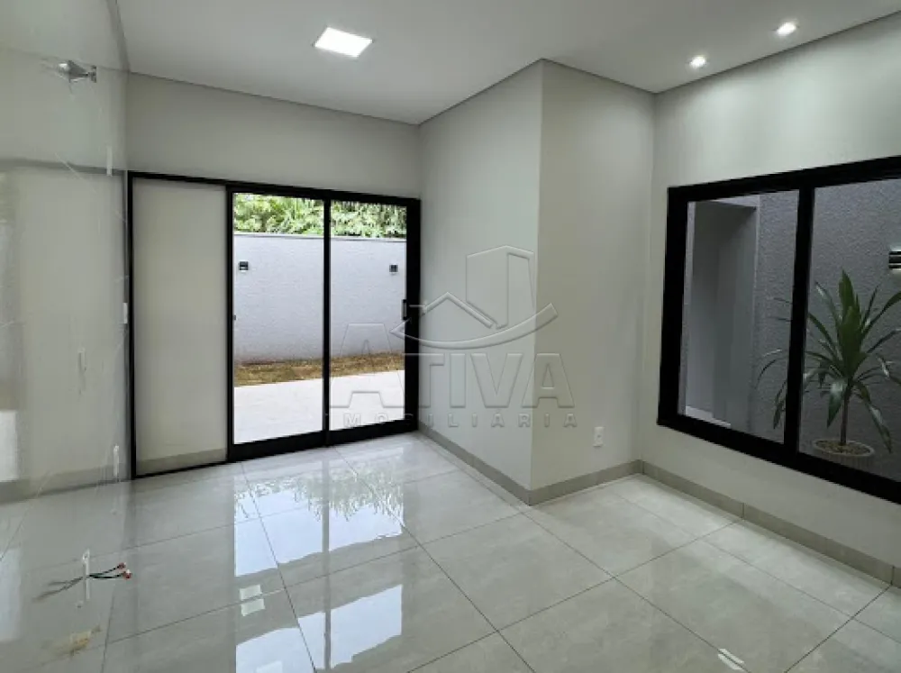 Comprar Casa / Padr&atilde;o em Toledo R$ 350.000,00 - Foto 4