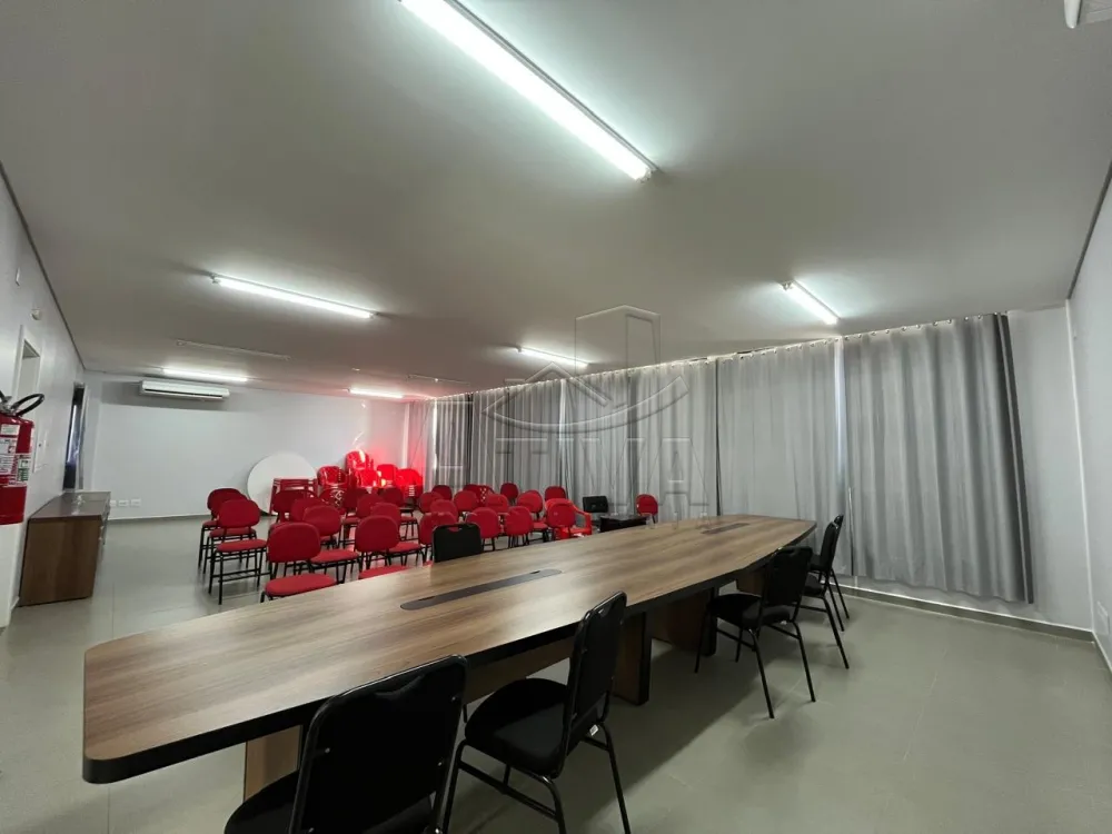Alugar Comercial / Sala Comercial em Toledo R$ 2.200,00 - Foto 1