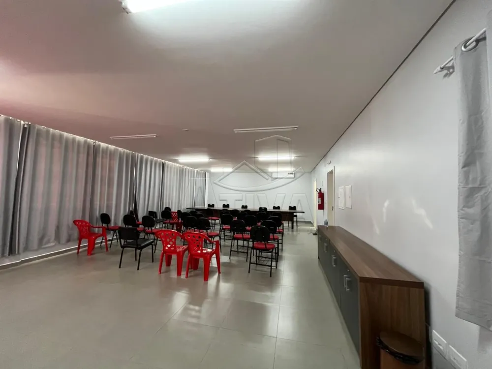 Alugar Comercial / Sala Comercial em Toledo R$ 2.200,00 - Foto 5