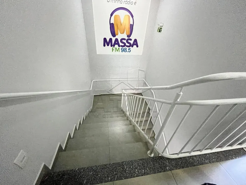 Alugar Comercial / Sala Comercial em Toledo R$ 2.200,00 - Foto 7