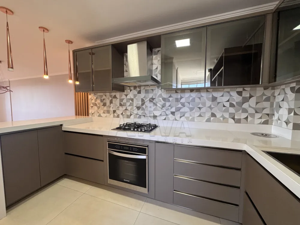 Alugar Apartamento / Padr&atilde;o em Toledo R$ 3.100,00 - Foto 5