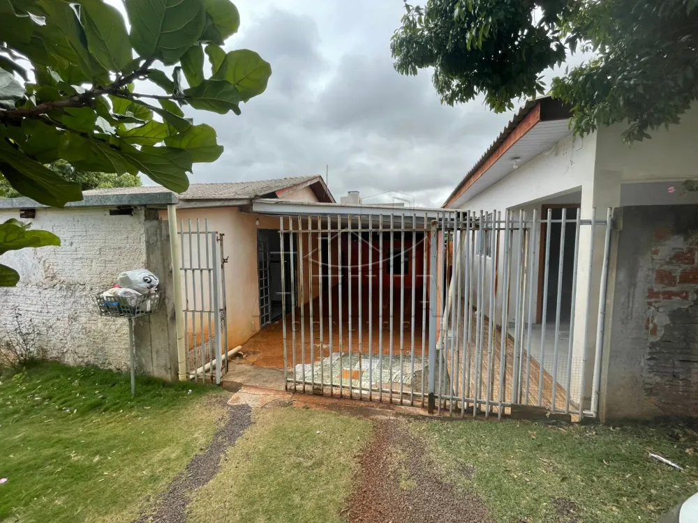 Comprar Casa / Padr&atilde;o em Toledo R$ 250.000,00 - Foto 1