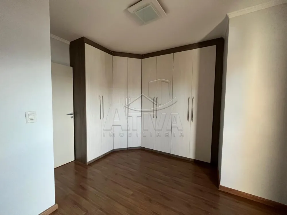 Alugar Casa / Sobrado em Toledo R$ 3.700,00 - Foto 14