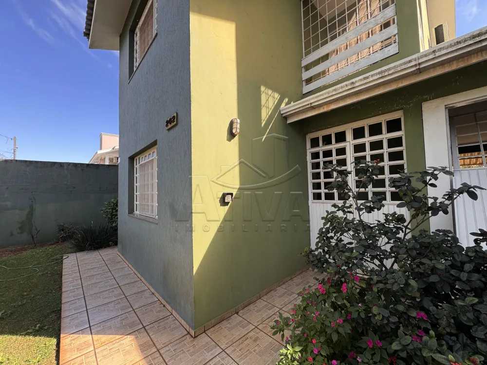 Comprar Casa / Sobrado em Toledo R$ 990.000,00 - Foto 2