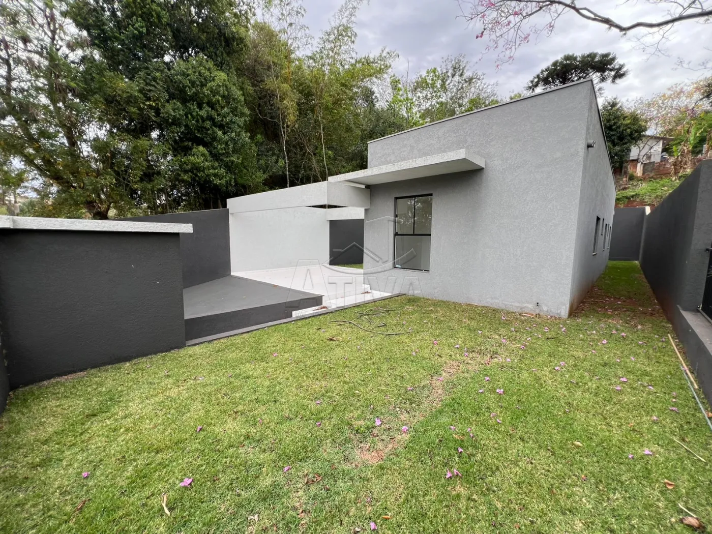 Comprar Casa / Padr&atilde;o em Toledo R$ 690.000,00 - Foto 6