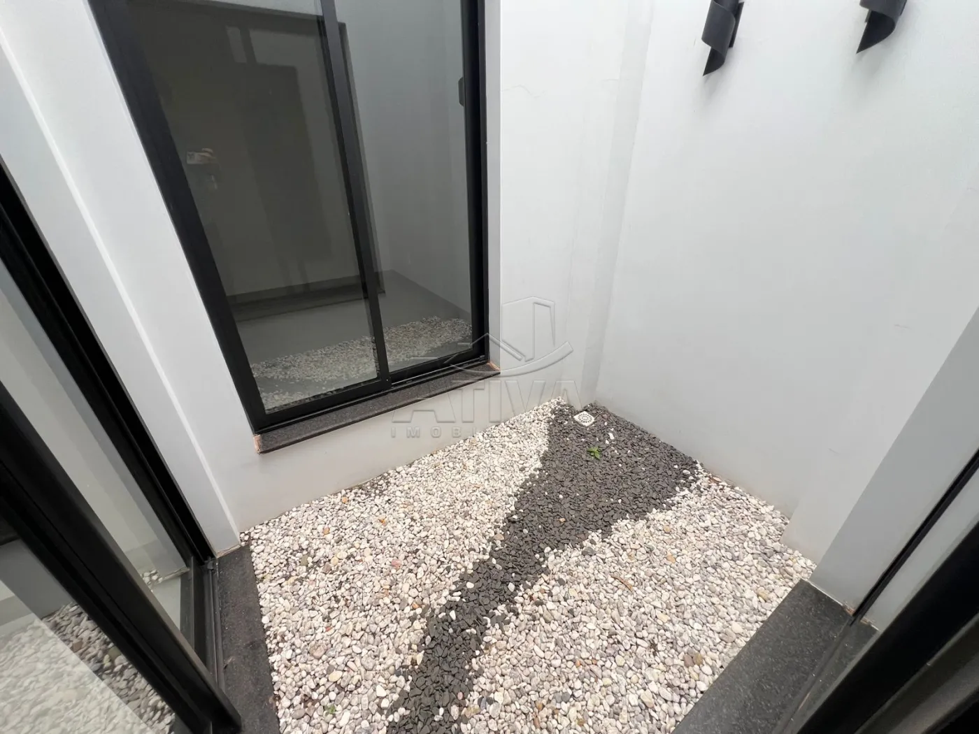 Comprar Casa / Padr&atilde;o em Toledo R$ 640.000,00 - Foto 8