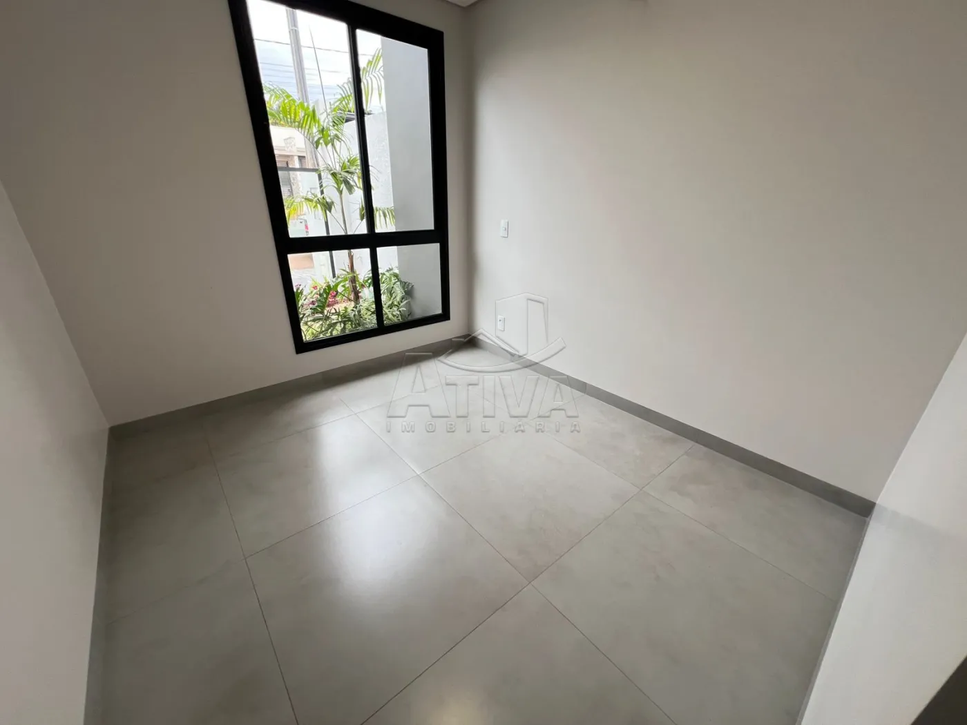 Comprar Casa / Padr&atilde;o em Toledo R$ 640.000,00 - Foto 9