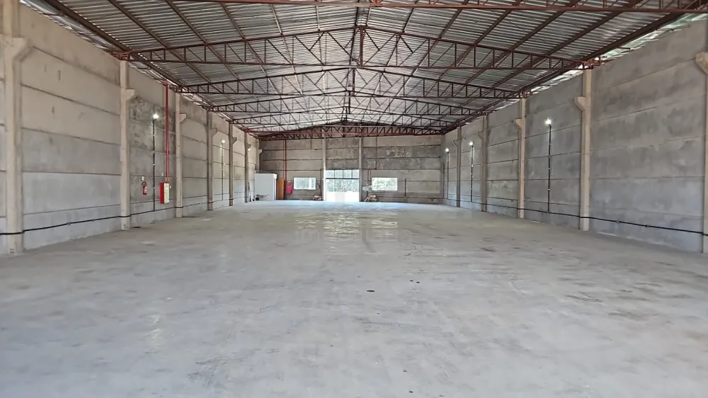 Alugar Comercial / Barrac&atilde;o em Toledo R$ 12.000,00 - Foto 2