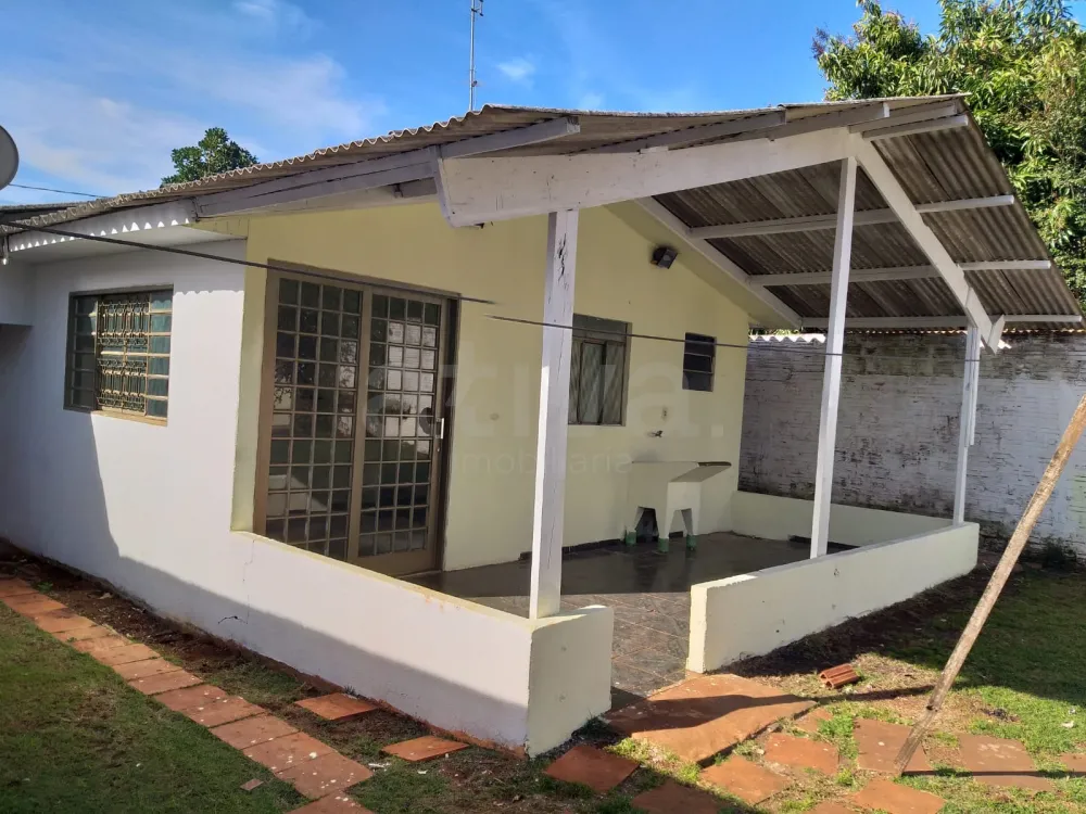 Comprar Casa / Padr&atilde;o em Toledo R$ 330.000,00 - Foto 1