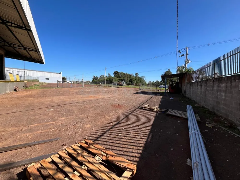 Alugar Comercial / Barrac&atilde;o em Toledo R$ 22.000,00 - Foto 7