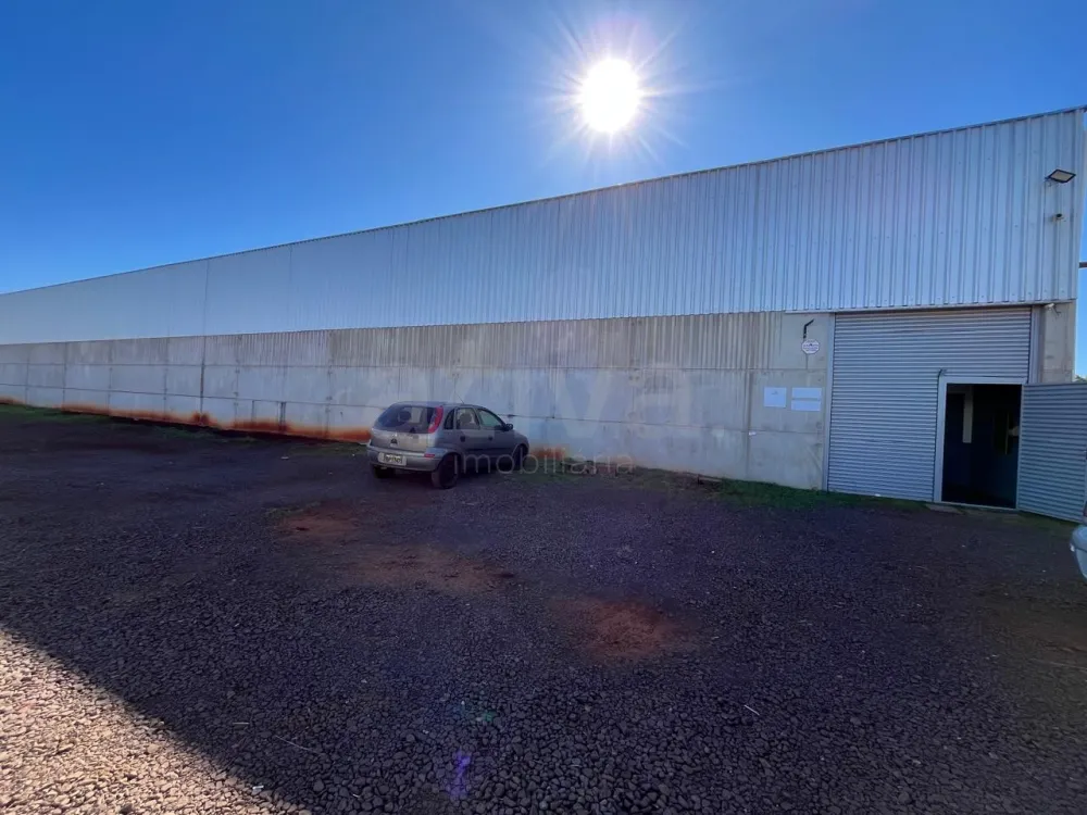 Alugar Comercial / Barrac&atilde;o em Toledo R$ 22.000,00 - Foto 12