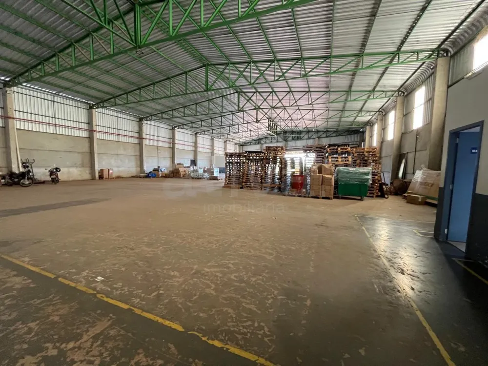 Alugar Comercial / Barrac&atilde;o em Toledo R$ 22.000,00 - Foto 18