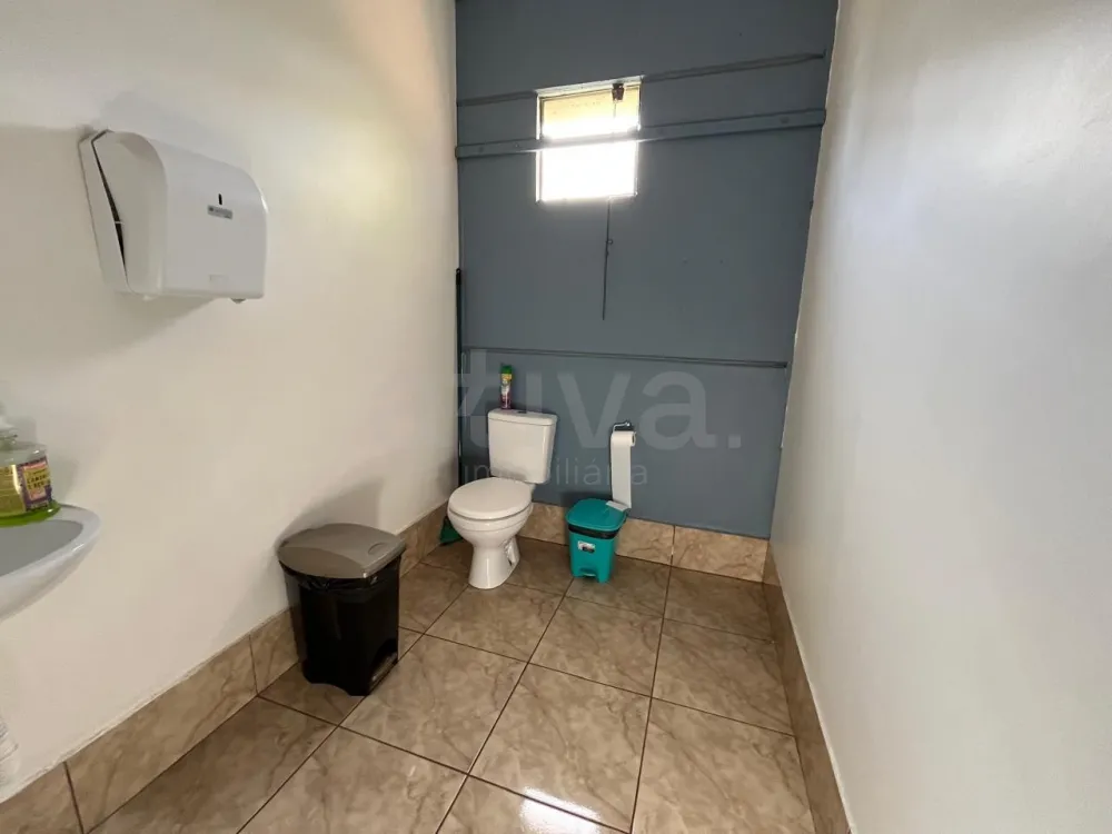 Alugar Comercial / Barrac&atilde;o em Toledo R$ 22.000,00 - Foto 28