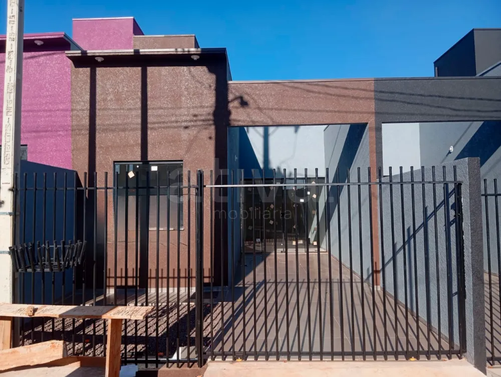 Comprar Casa / Padr&atilde;o em Toledo R$ 245.000,00 - Foto 1