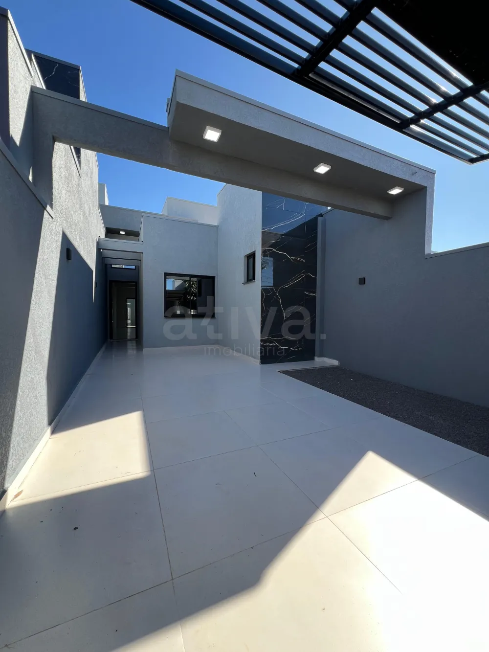 Comprar Casa / Padr&atilde;o em Toledo R$ 358.000,00 - Foto 1