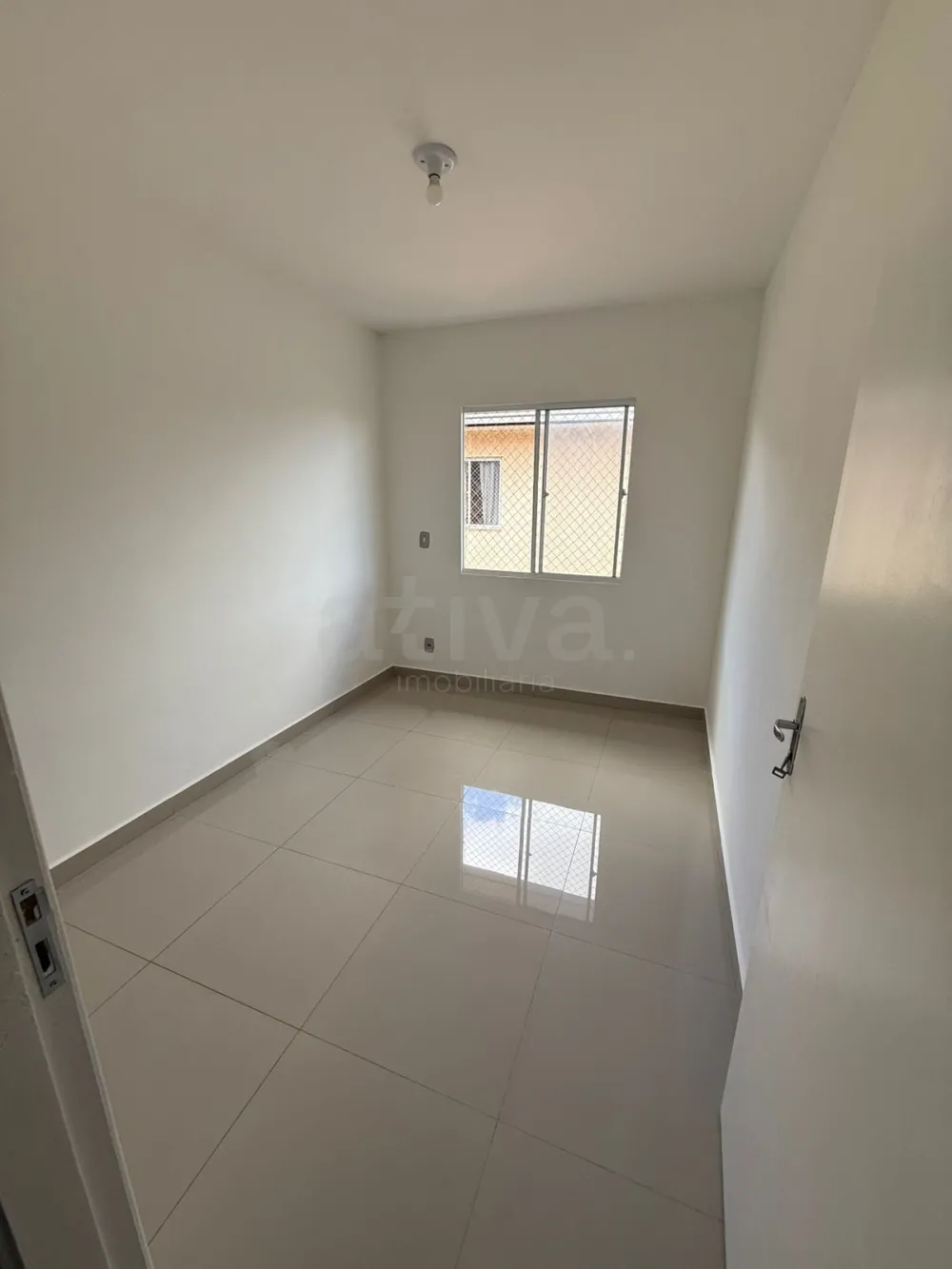 Comprar Apartamento / Padr&atilde;o em Toledo R$ 200.000,00 - Foto 6
