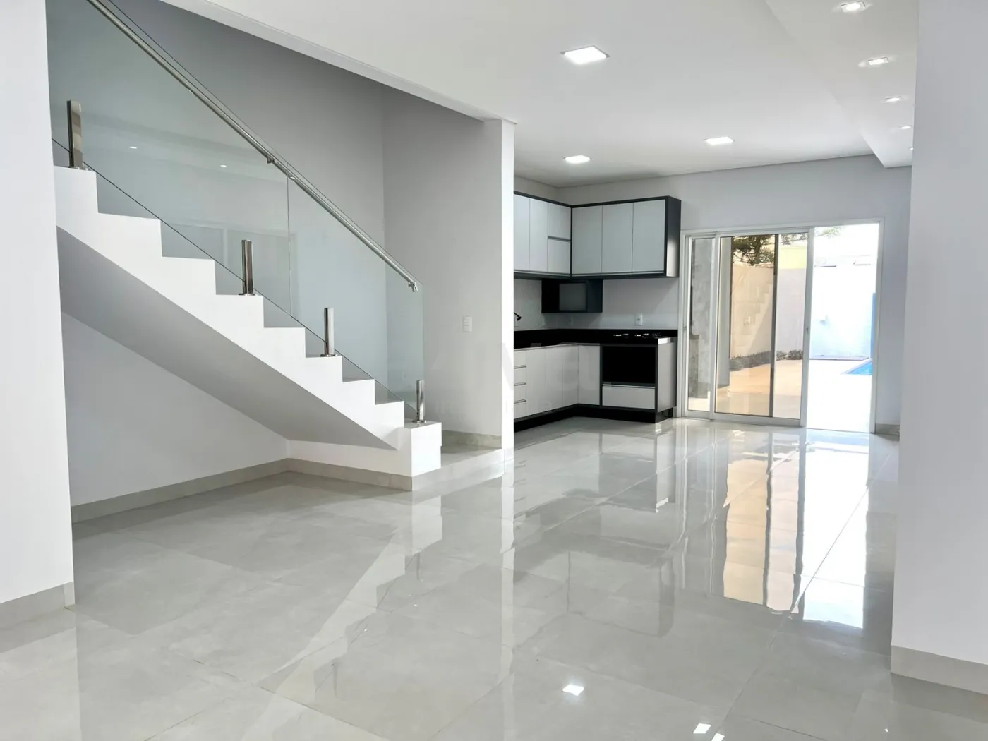 Alugar Casa / Sobrado em Toledo R$ 5.600,00 - Foto 6