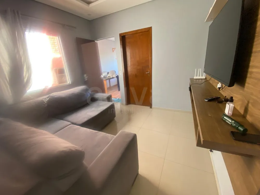 Comprar Casa / Padr&atilde;o em Toledo R$ 350.000,00 - Foto 2