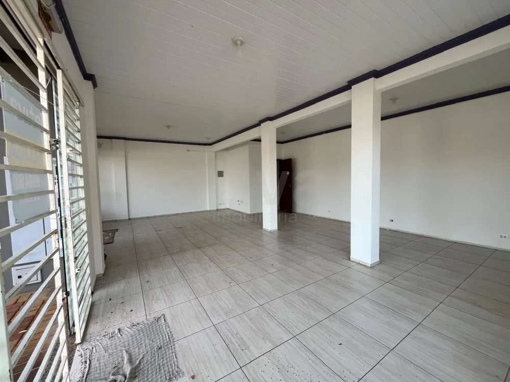 Alugar Comercial / Sala Comercial em Toledo R$ 1.700,00 - Foto 5