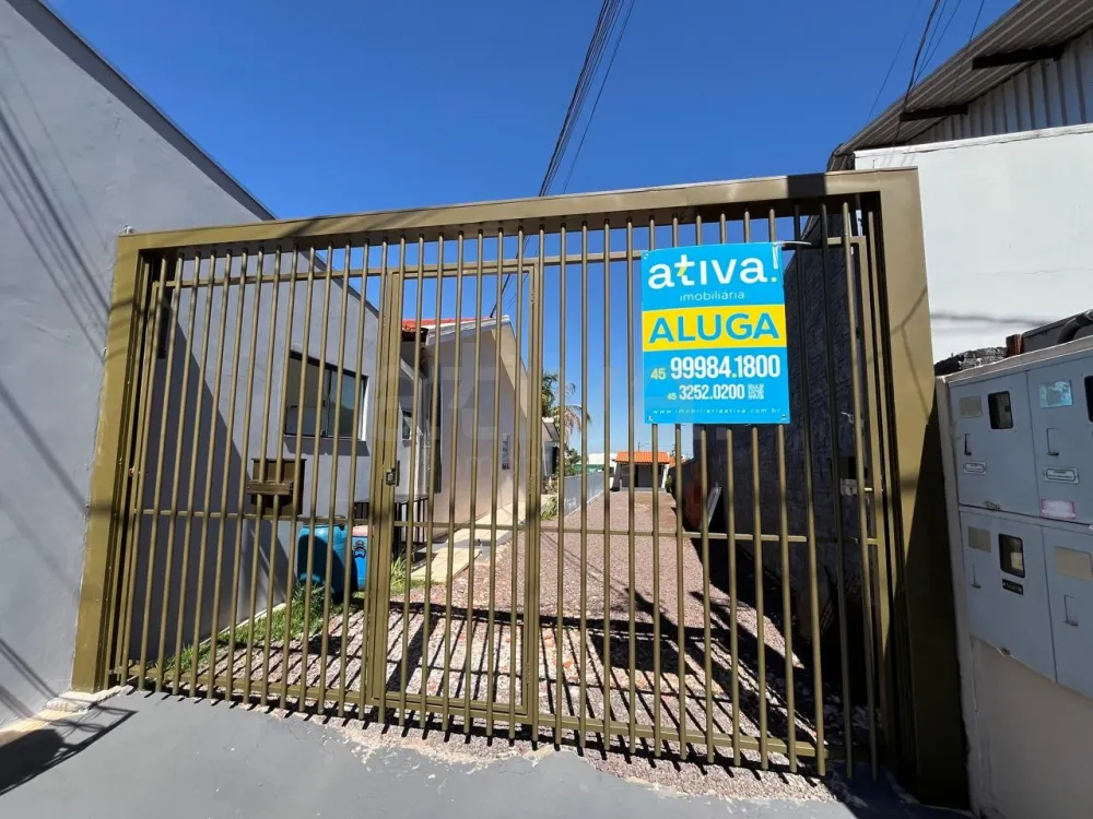 Alugar Casa / Padr&atilde;o em Toledo R$ 1.100,00 - Foto 1