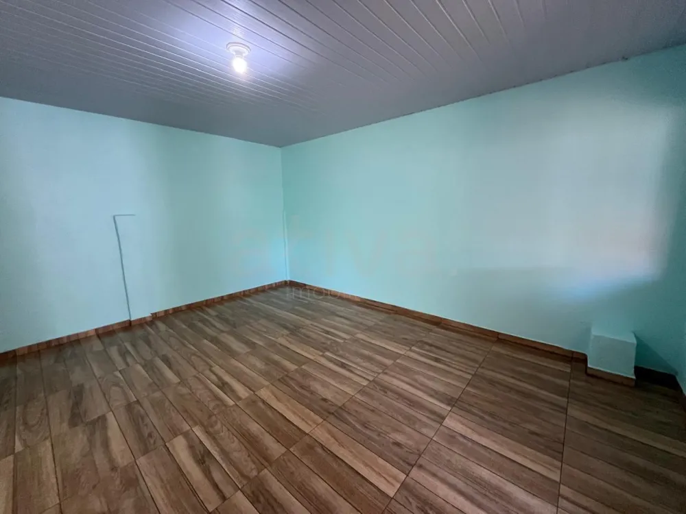 Alugar Casa / Padr&atilde;o em Toledo R$ 1.100,00 - Foto 8