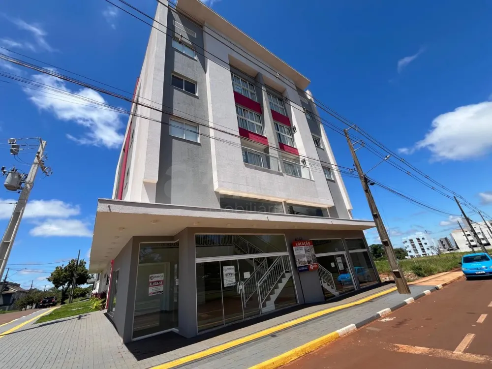 Alugar Comercial / Sala Comercial em Toledo R$ 3.350,00 - Foto 2