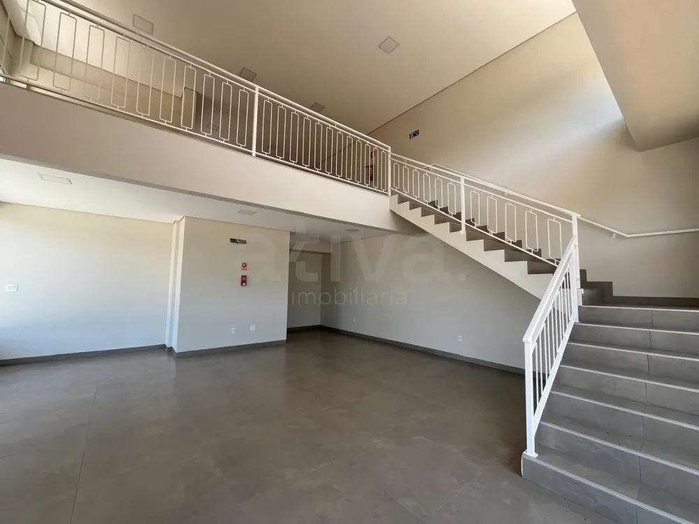 Alugar Comercial / Sala Comercial em Toledo R$ 3.350,00 - Foto 6