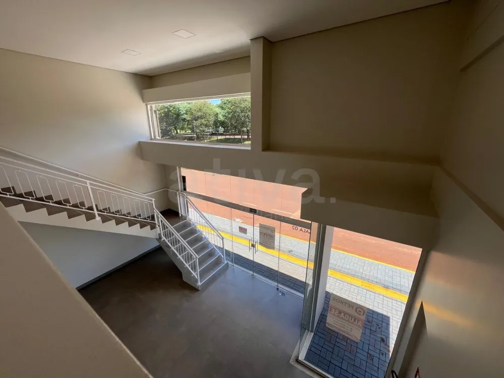 Alugar Comercial / Sala Comercial em Toledo R$ 3.350,00 - Foto 10