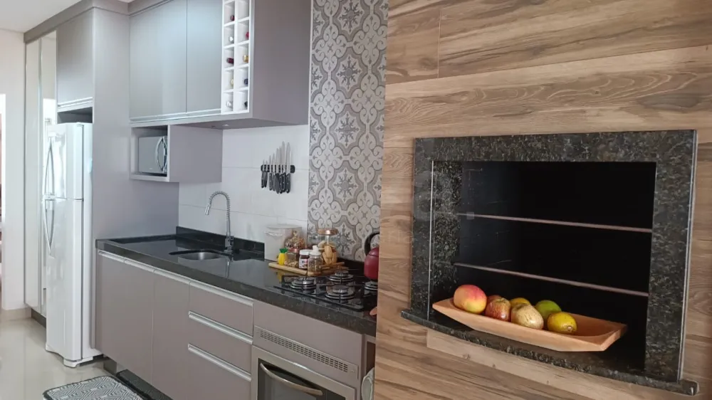 Comprar Casa / Padr&atilde;o em Toledo R$ 630.000,00 - Foto 5