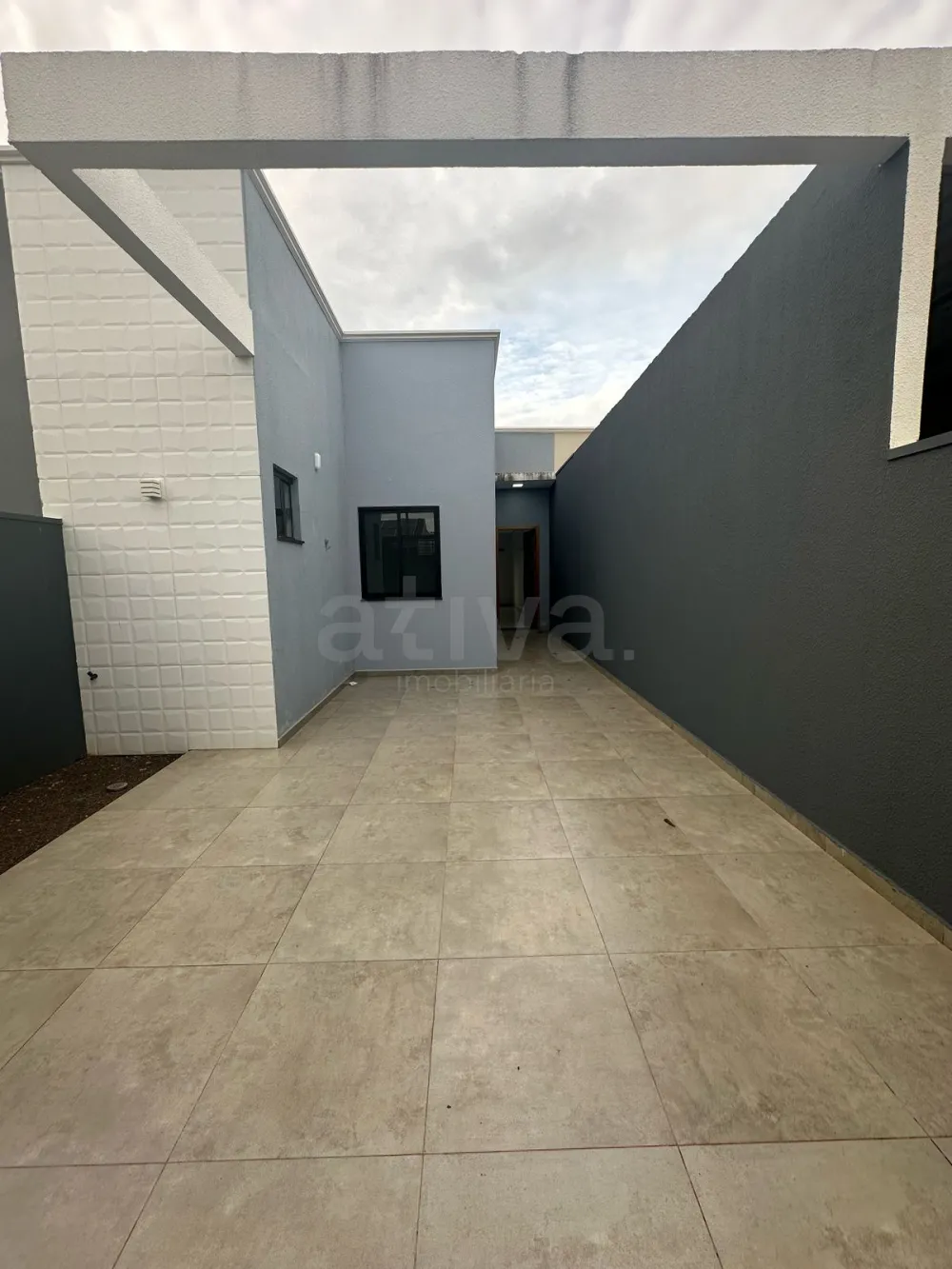 Comprar Casa / Padr&atilde;o em Toledo R$ 380.000,00 - Foto 2