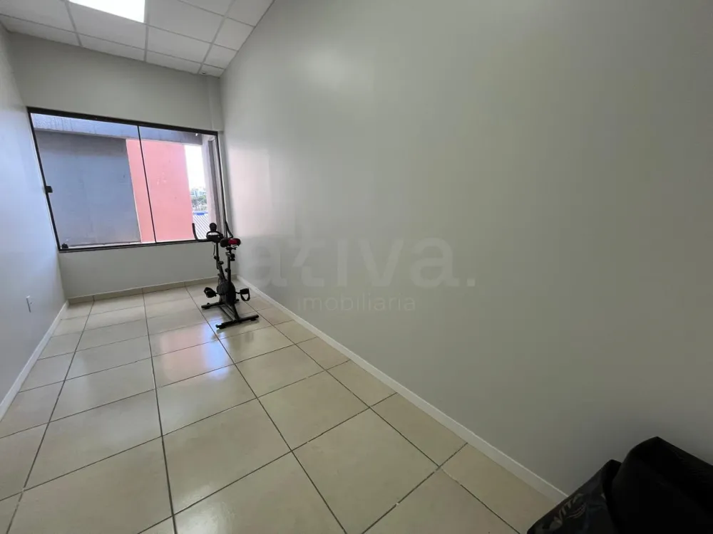 Alugar Comercial / Sala Comercial em Toledo R$ 1.100,00 - Foto 4