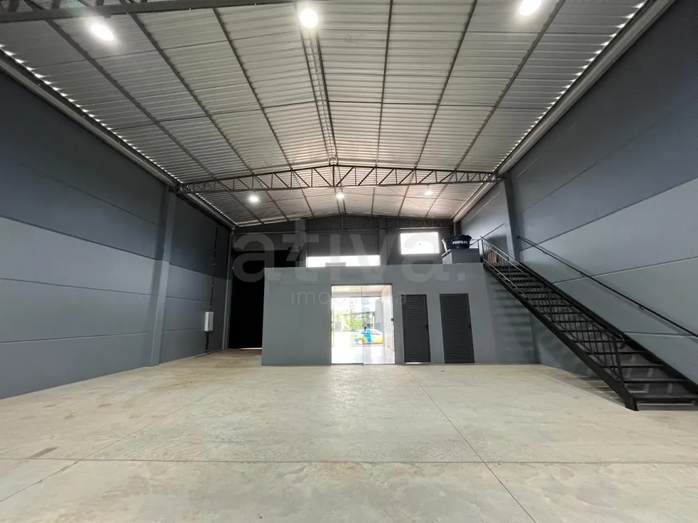 Alugar Comercial / Barrac&atilde;o em Toledo R$ 10.000,00 - Foto 11