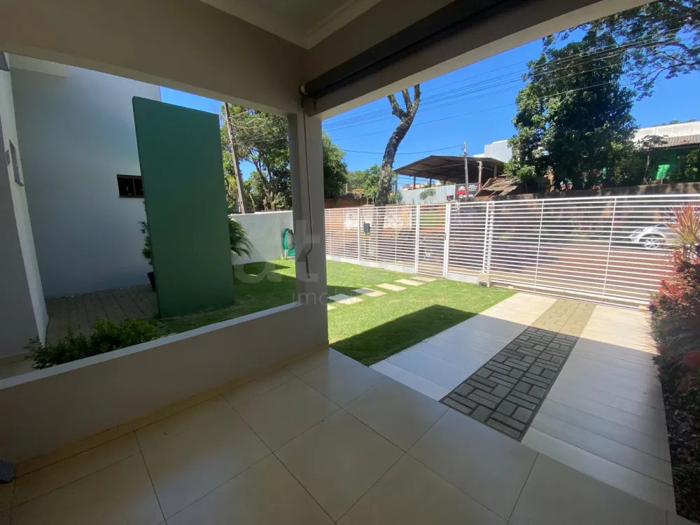 Alugar Casa / Padr&atilde;o em Toledo R$ 3.500,00 - Foto 6